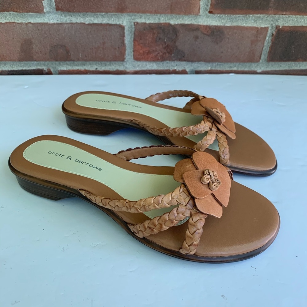 NWOT Croft & Barrow tan leather slide sandals - Picture 1 of 8